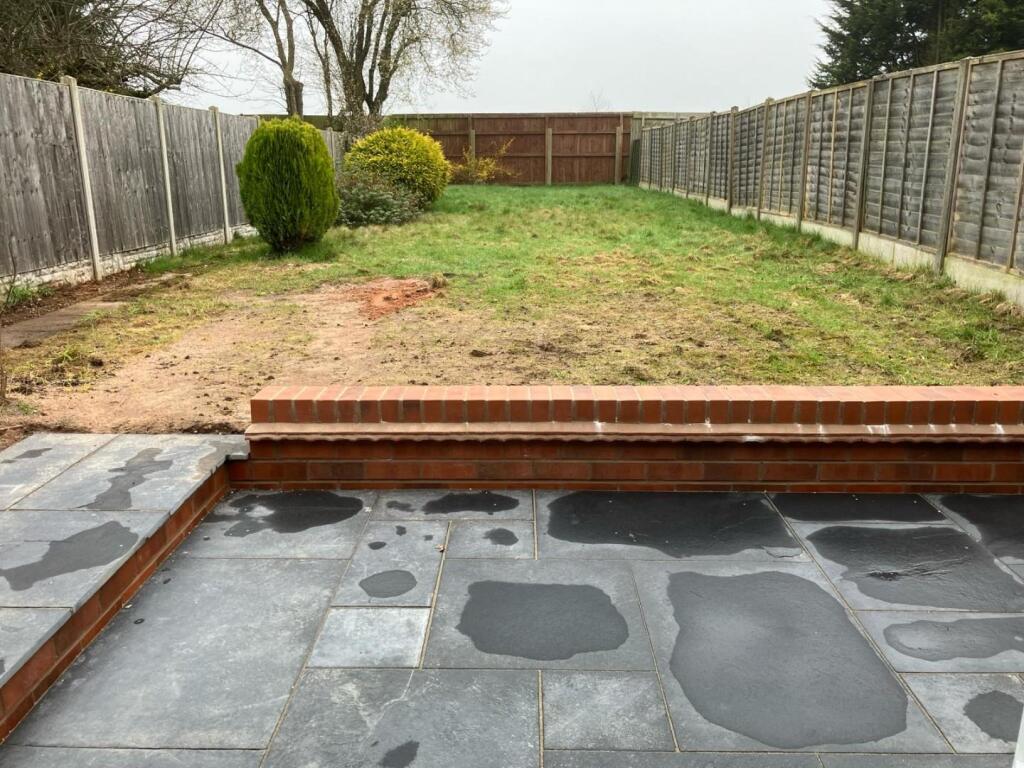 Garden / patio