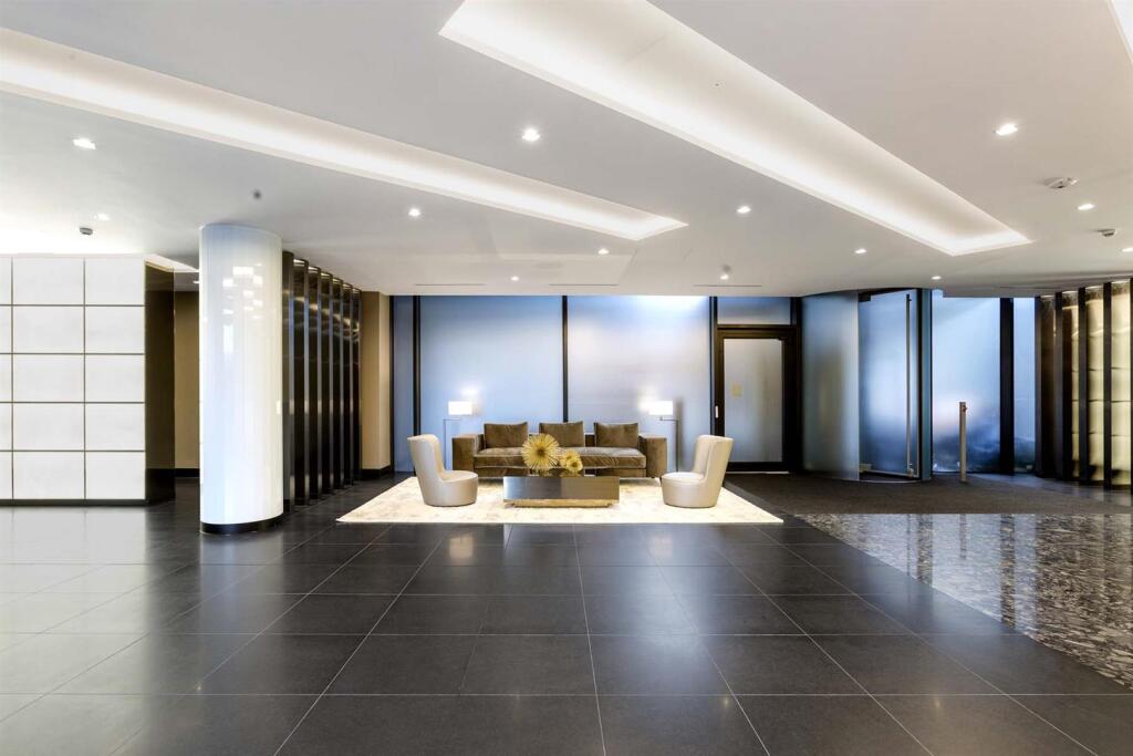 Lounge I.jpg