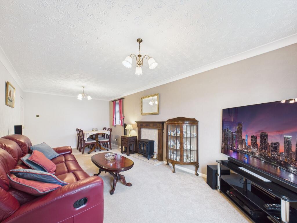 Living/Dining Room