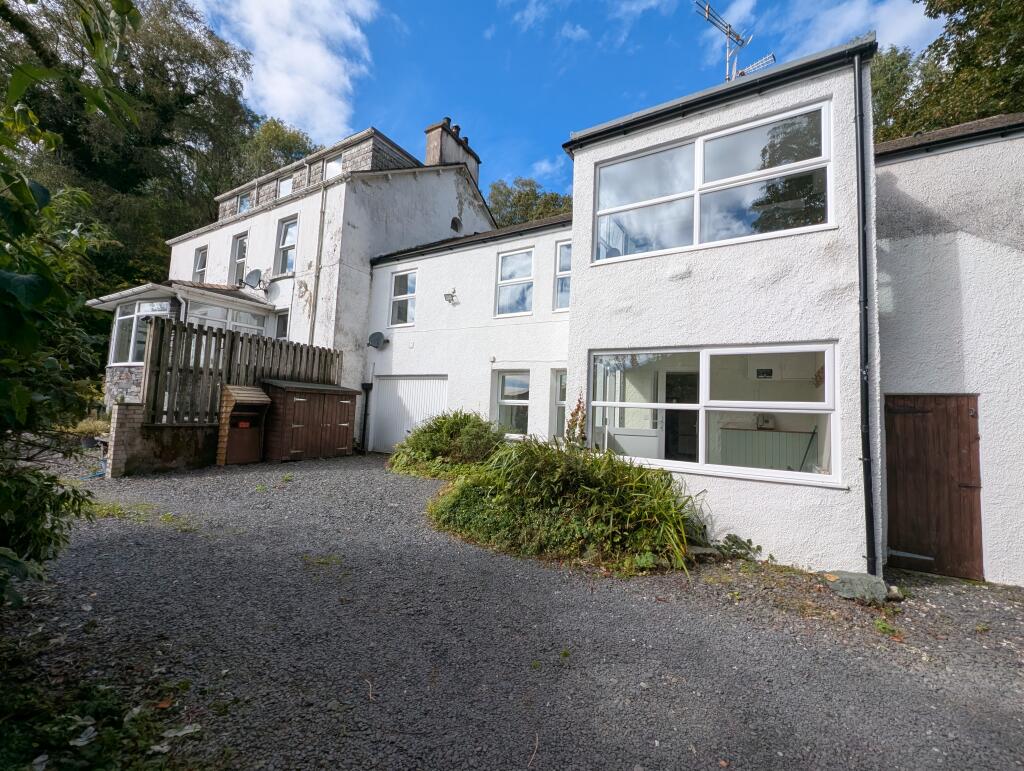 External  2  T202509241630.jpg