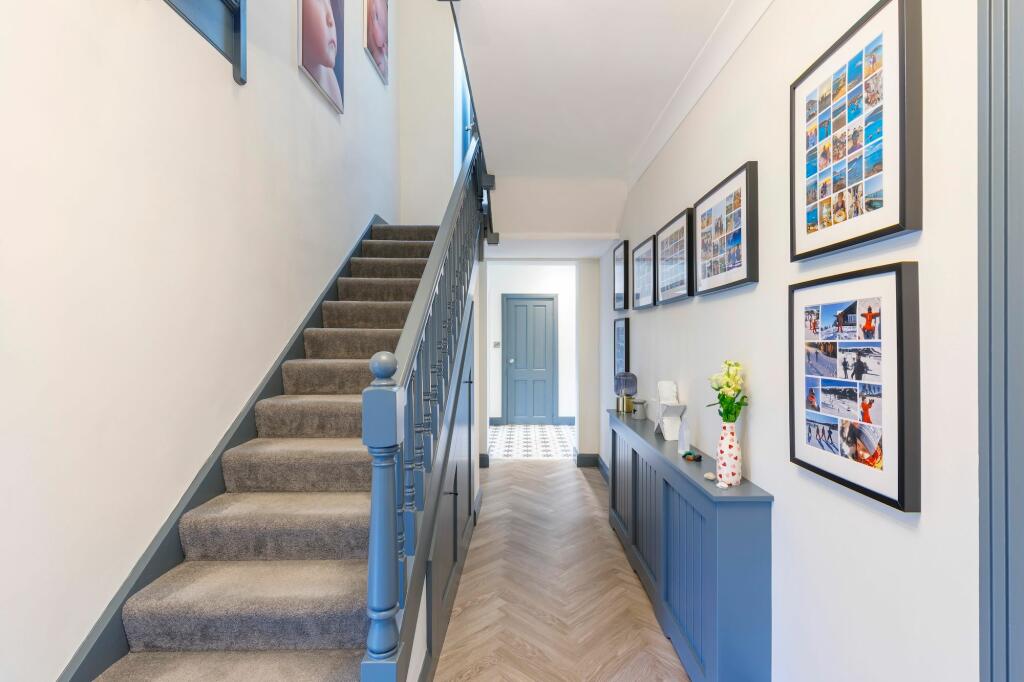 Hallway &amp; landing