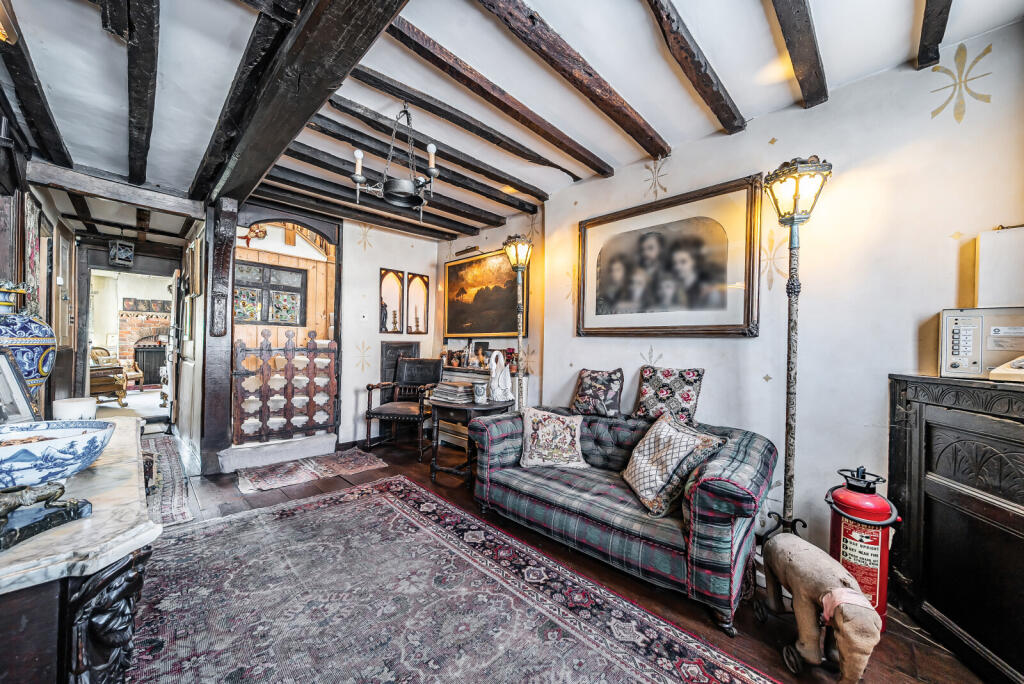 1295735-13-682725...