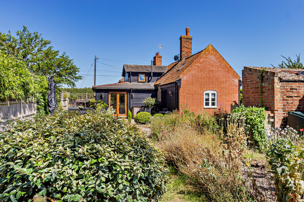 8655309-exterior1...