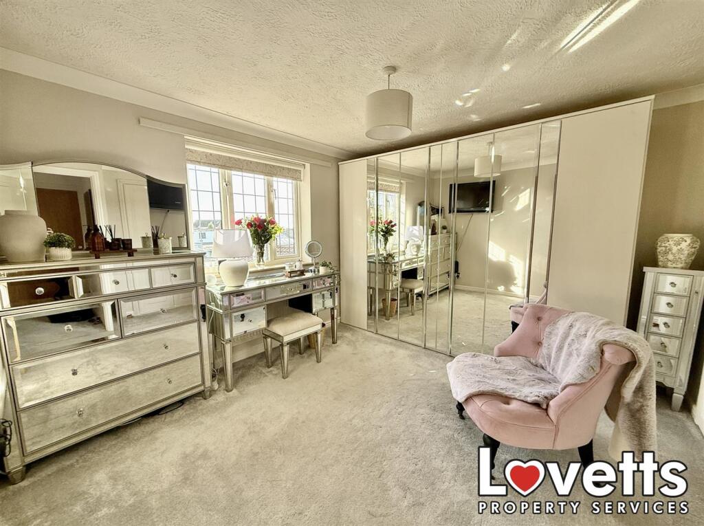 Bedroom 2/Dressing Room