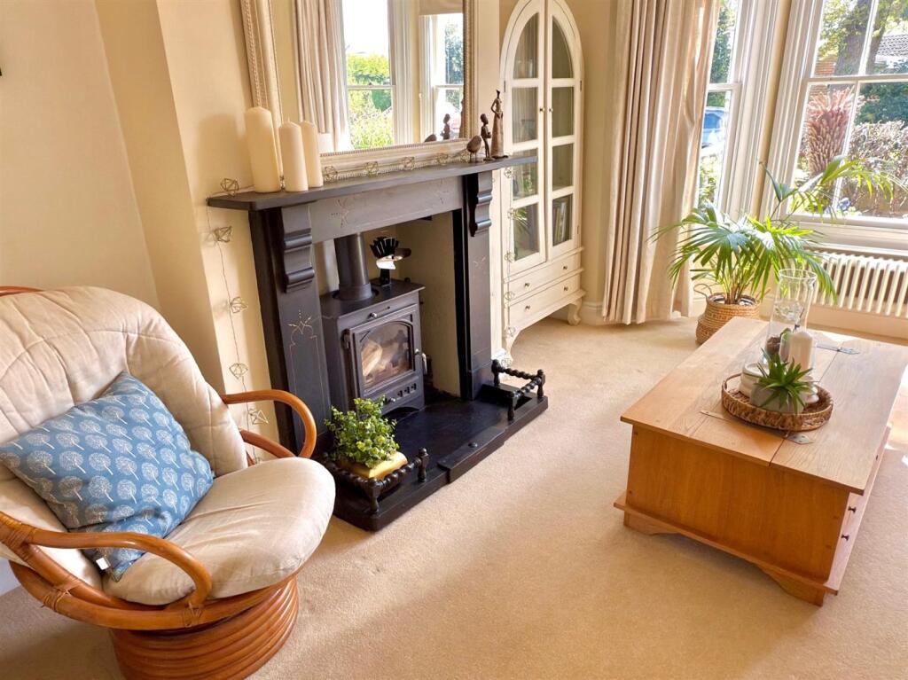 Lounge Woodburner.jpg