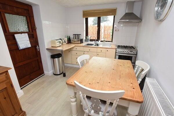 breakfast/kitchen