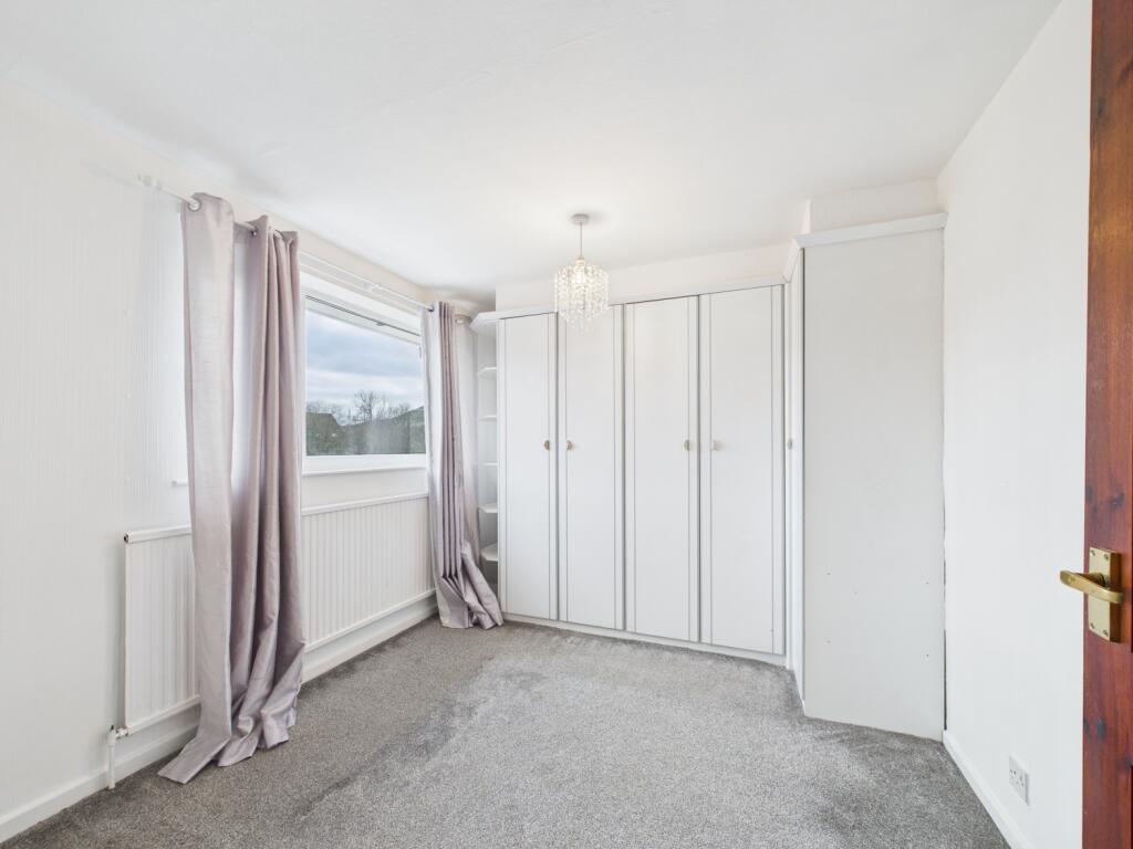 CAM02093G0-PR0068-STILL027