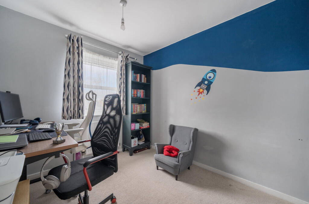 1380156-12-691f6c...