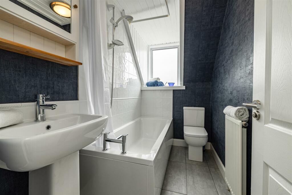 52 Victoria Street Galashiels 22.jpg
