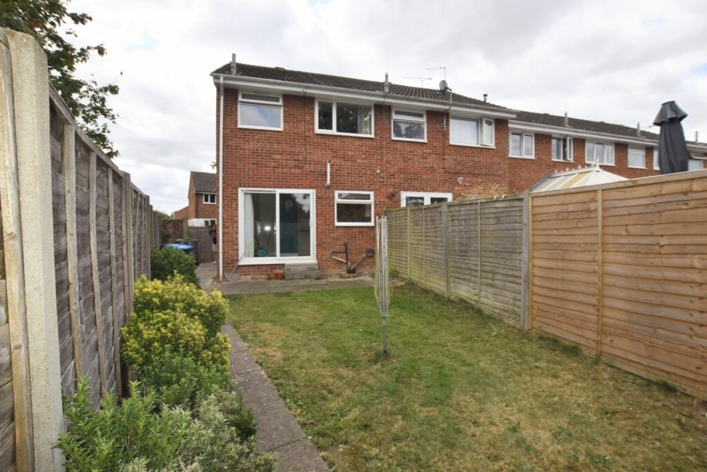 39 Carroll Close back view