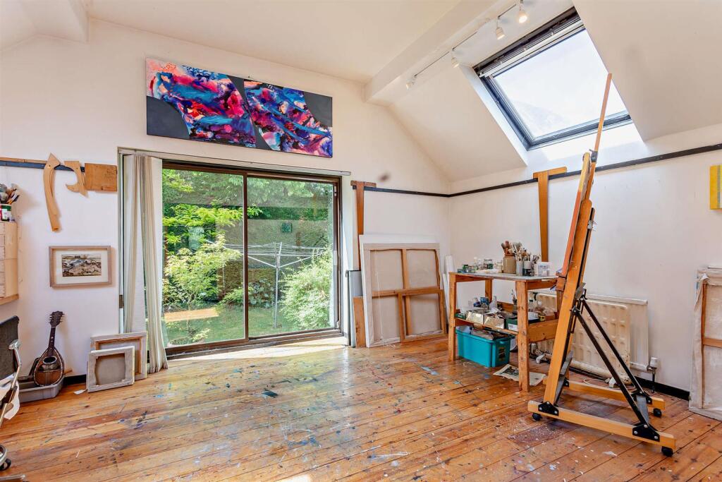 8649695-interior24-800.jpg