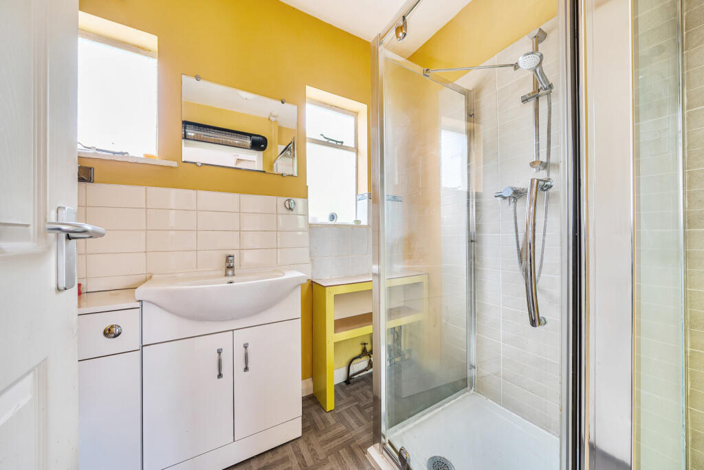 1324784-1-687fd05...