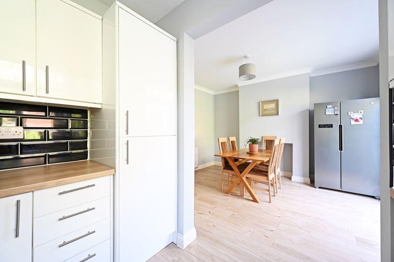 Kitchen/Dining