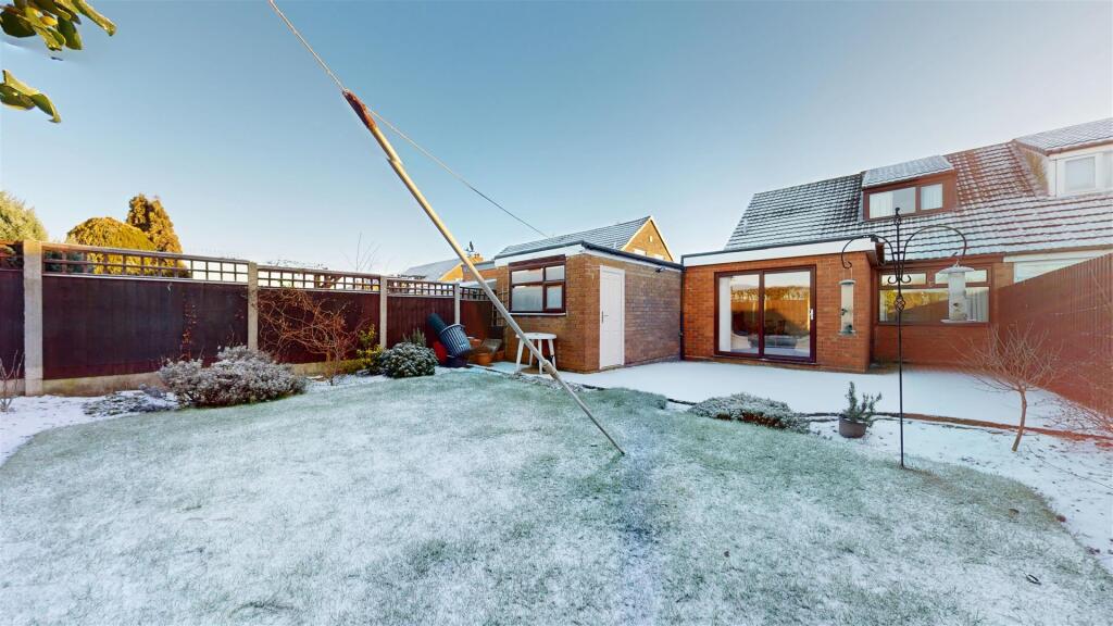 Broadway Rear Garden