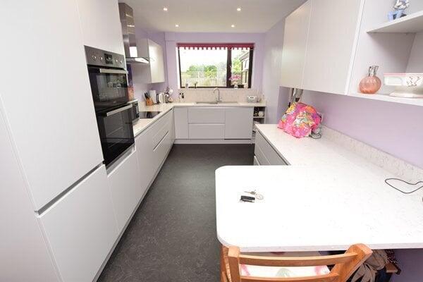 breakfast/kitchen