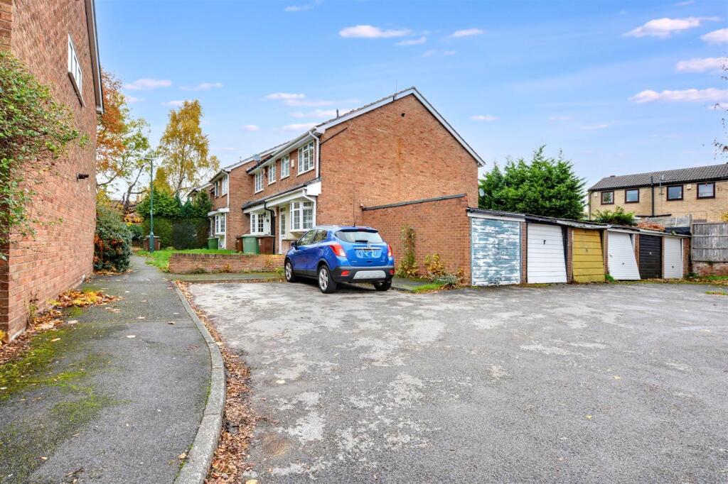 Parking And Garage_2.jpeg