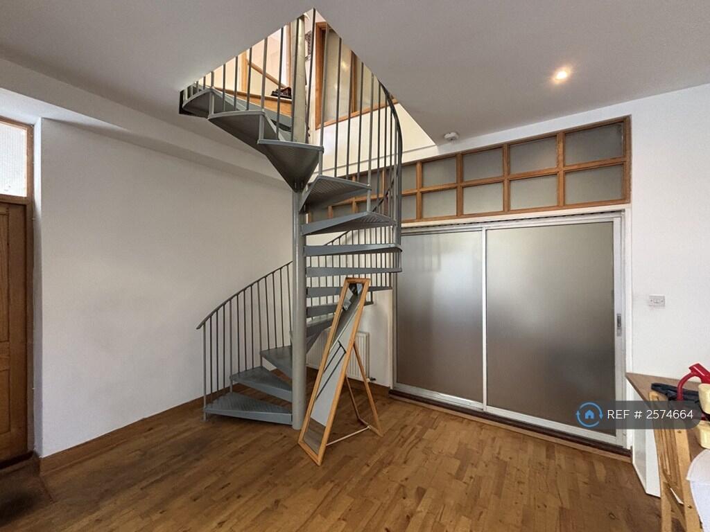 Ground Floor Hallway