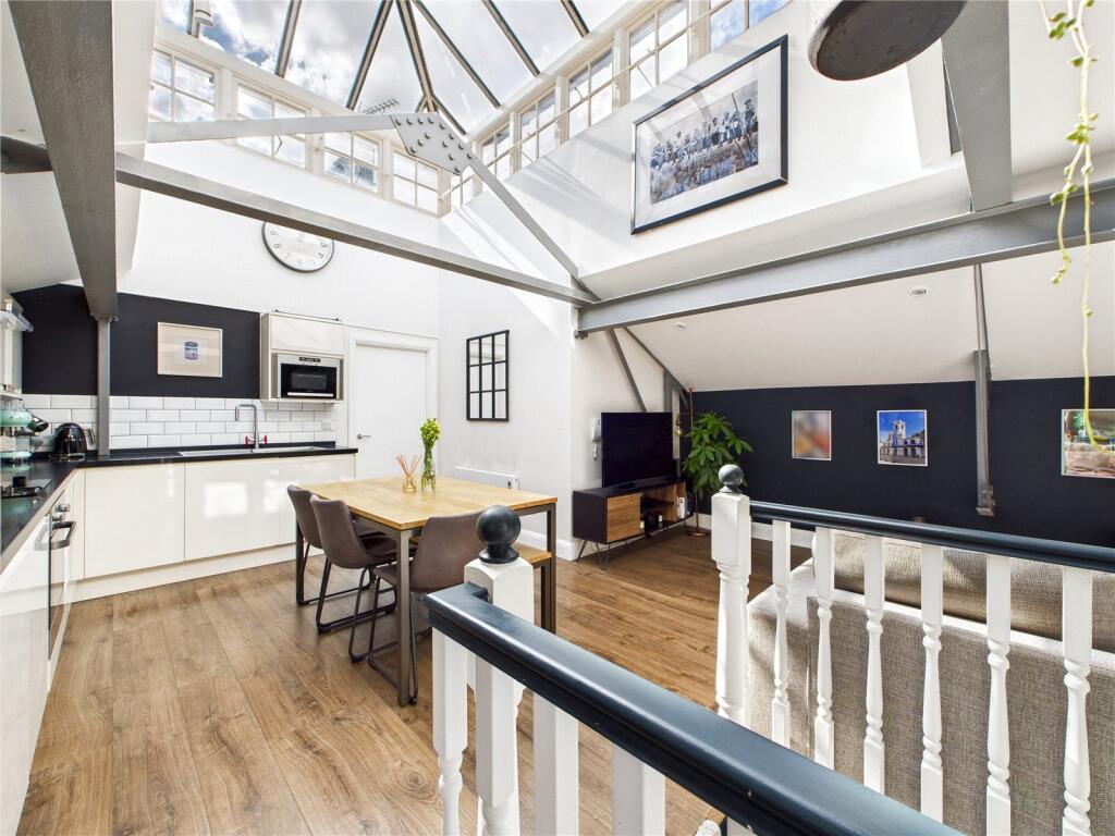 Kitchen/Diner/Lounge