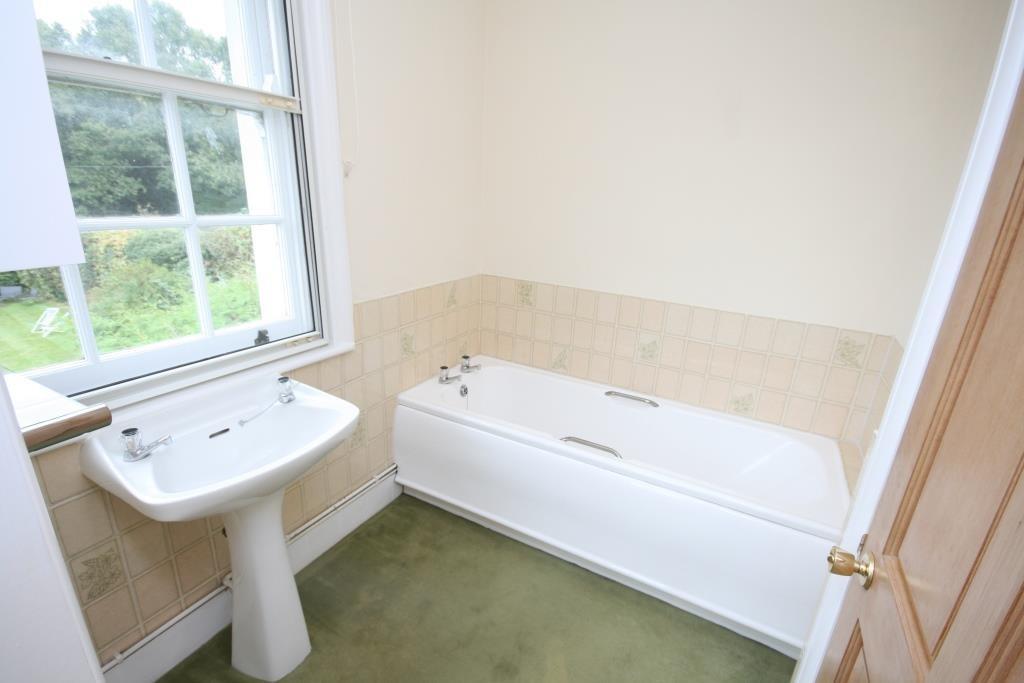 Ensuite bathroom