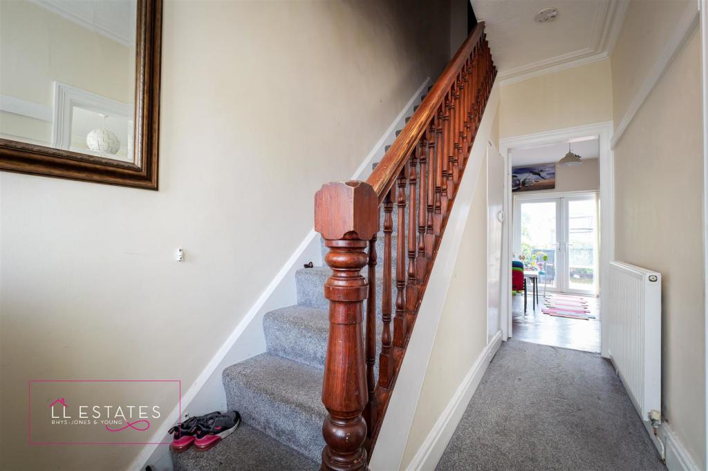 2 Ash Grove-10.jpg