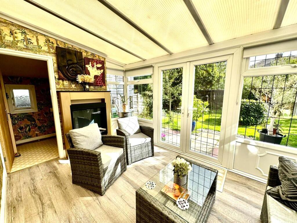 WhatsApp Image 2025-09-26 at 14.08.15 (10).jpeg