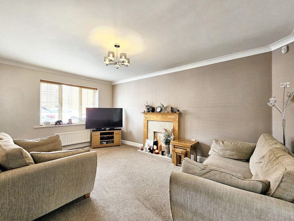 Spacious lounge