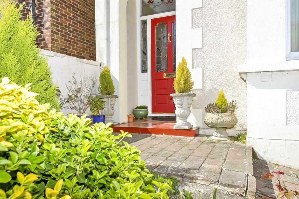 External Lifestyle Photograph