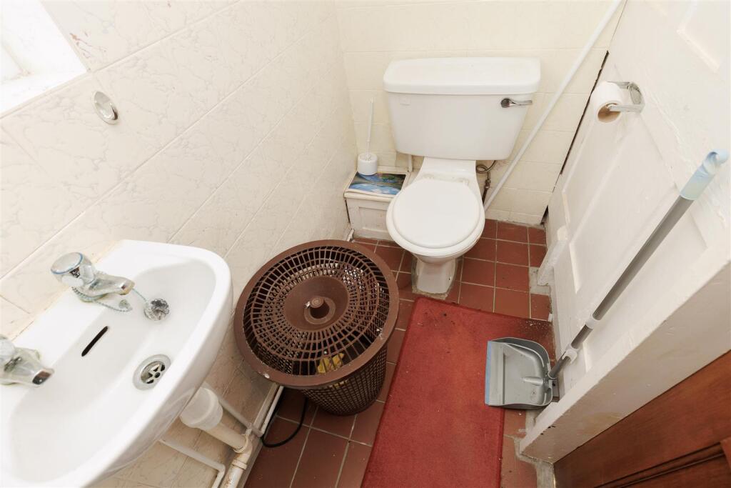 DOWNSTAIRS WC