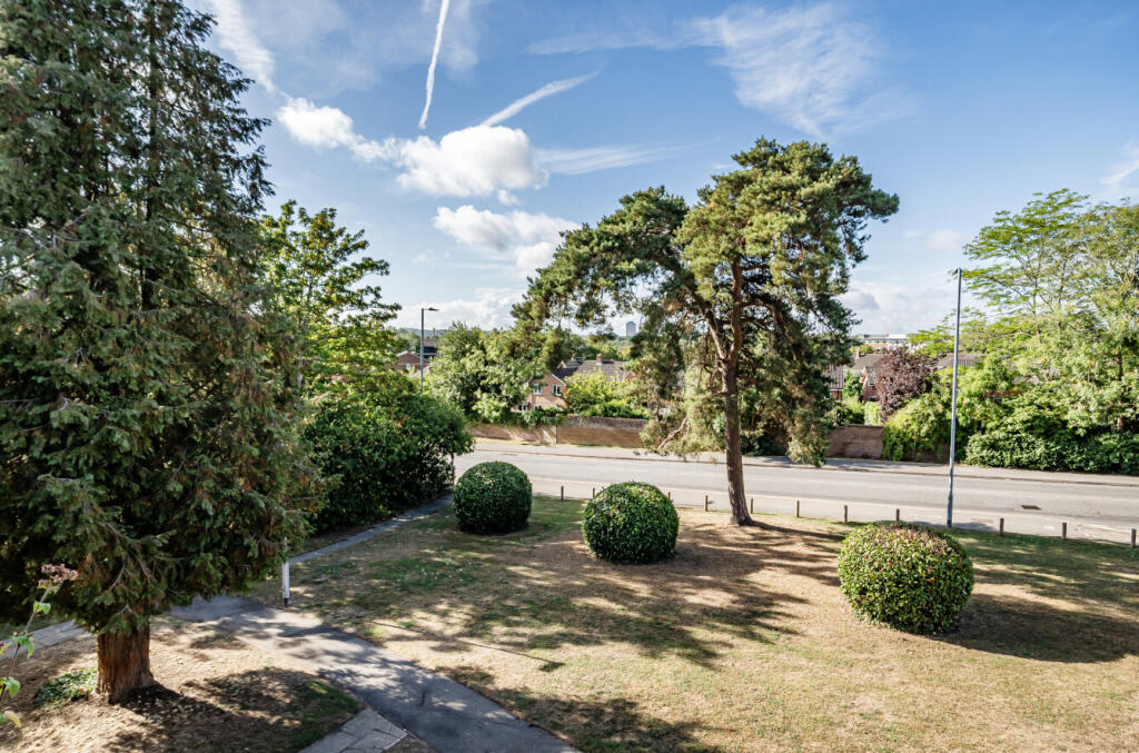 1345646-17-68b017...