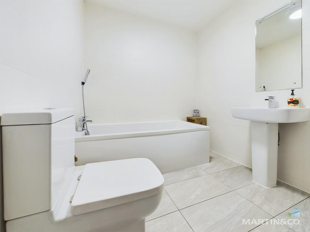 CAM03111G0-PR0134...