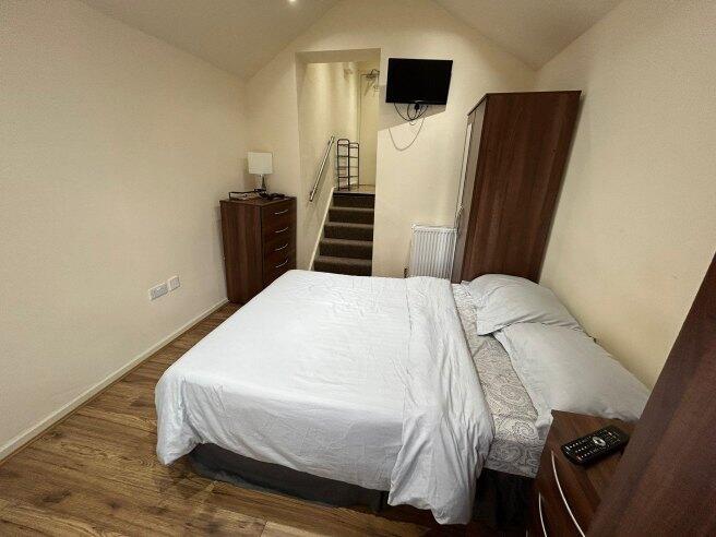 brondesbury-park-nw6-7ay-981228
