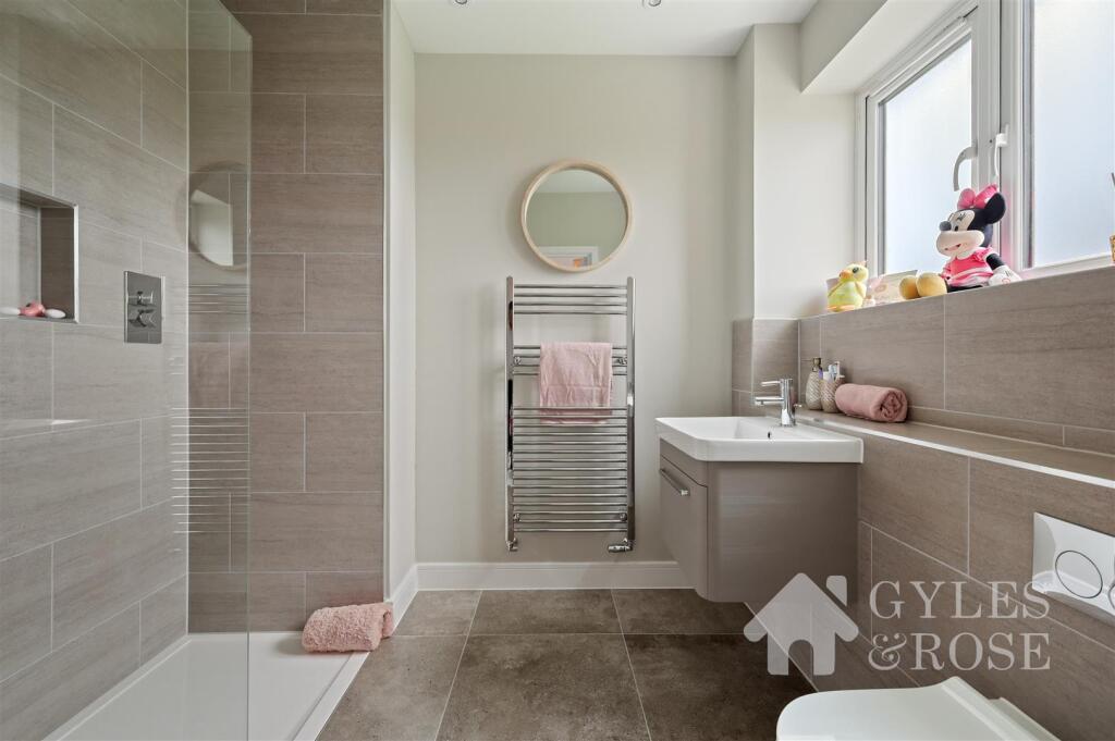 Ensuite