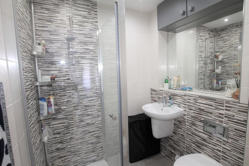 En+Suite