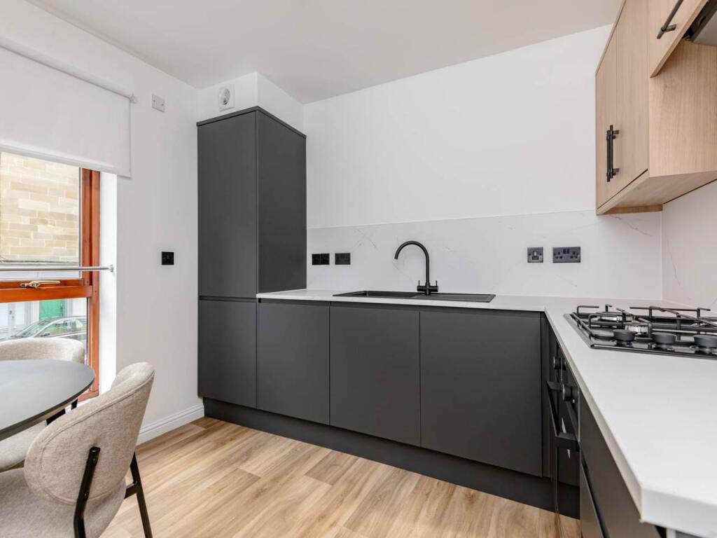 76378_101A-6-St-Step