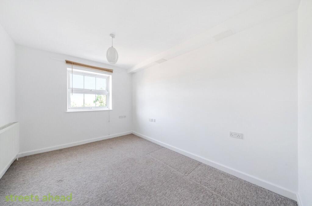 99b05ba7-6e0b-4ec...