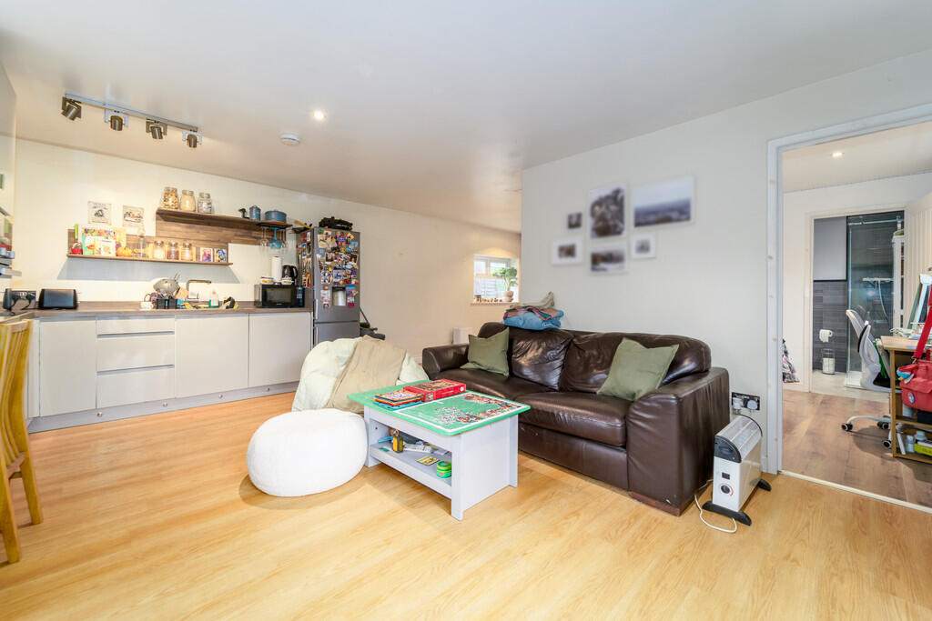 Living Room in Bu...