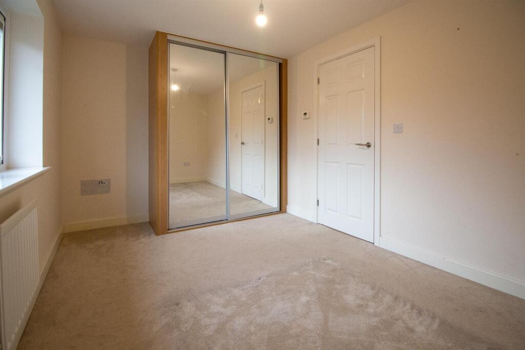 20 Funnell Drive - Bedroom.jpg