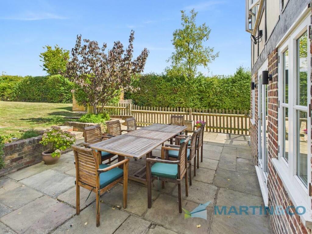 CAM02145G0-PR0073...