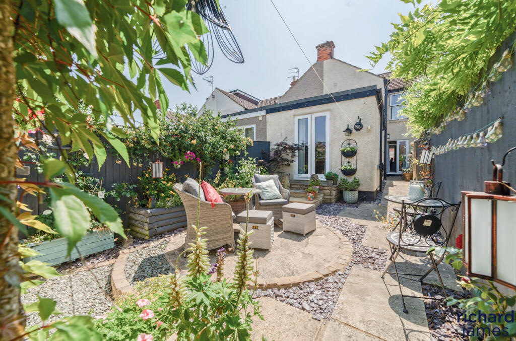 a0e54a335ec74d6db58e91ad5440f6b5