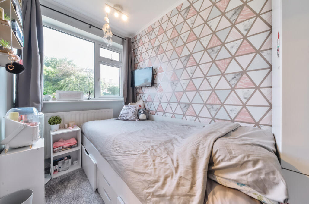 1304630-15-684c47...