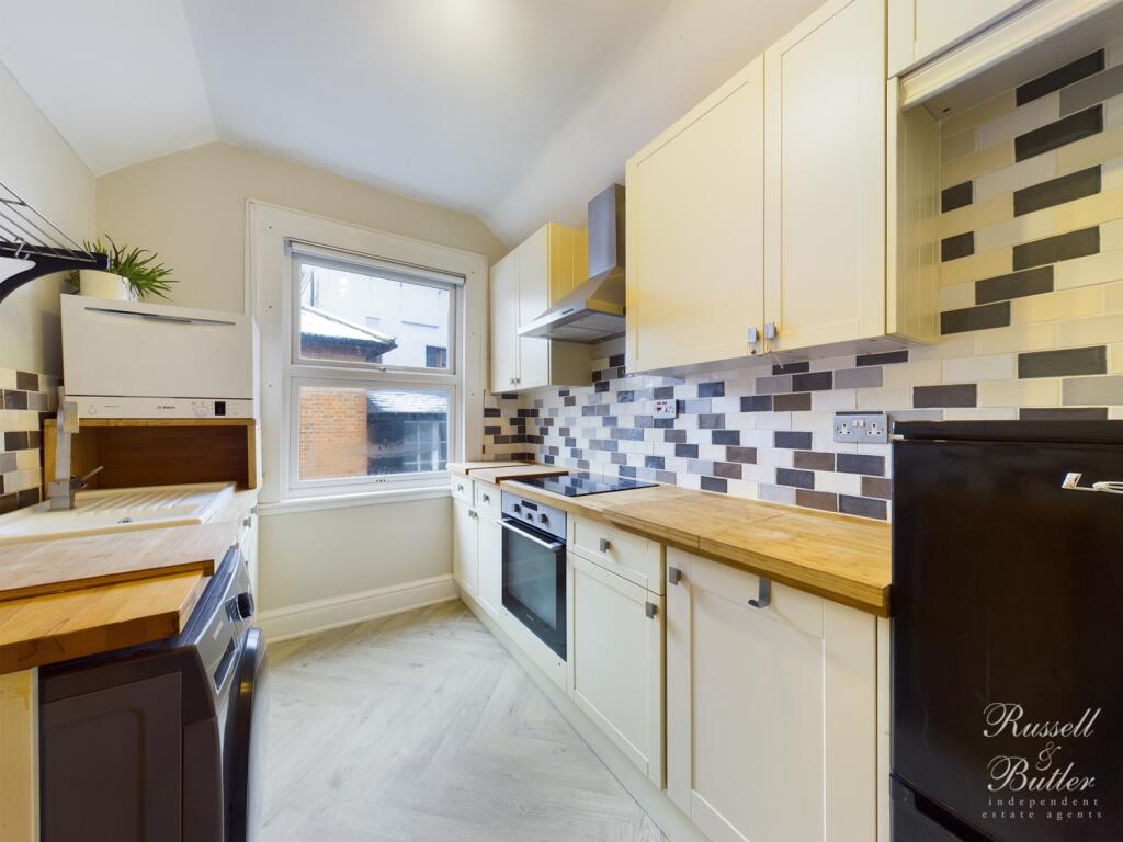 CAM00829P1-PR0334-STILL04