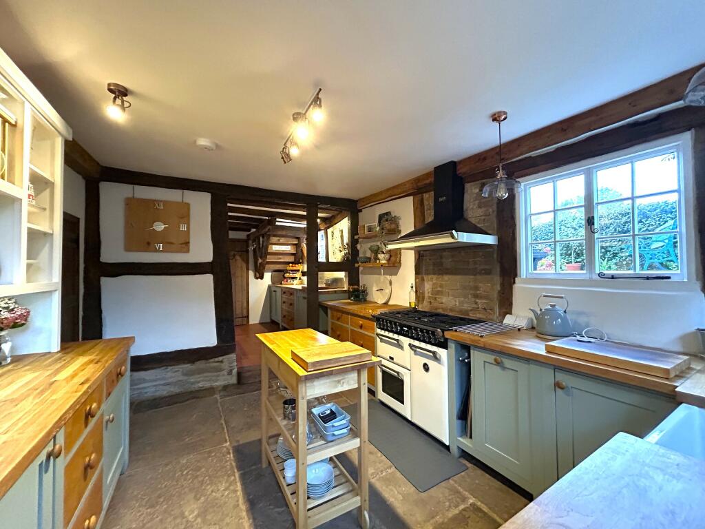 Kitchen 2