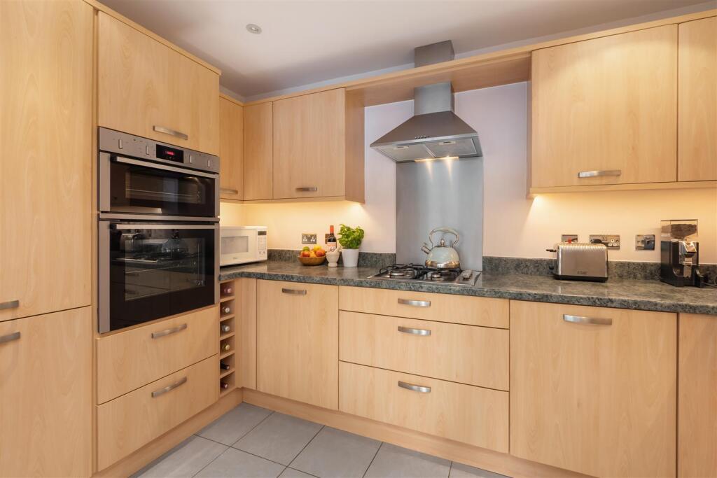 Wicketts End, Whitstable