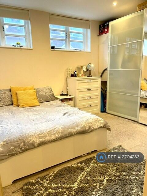 Double Bedroom
