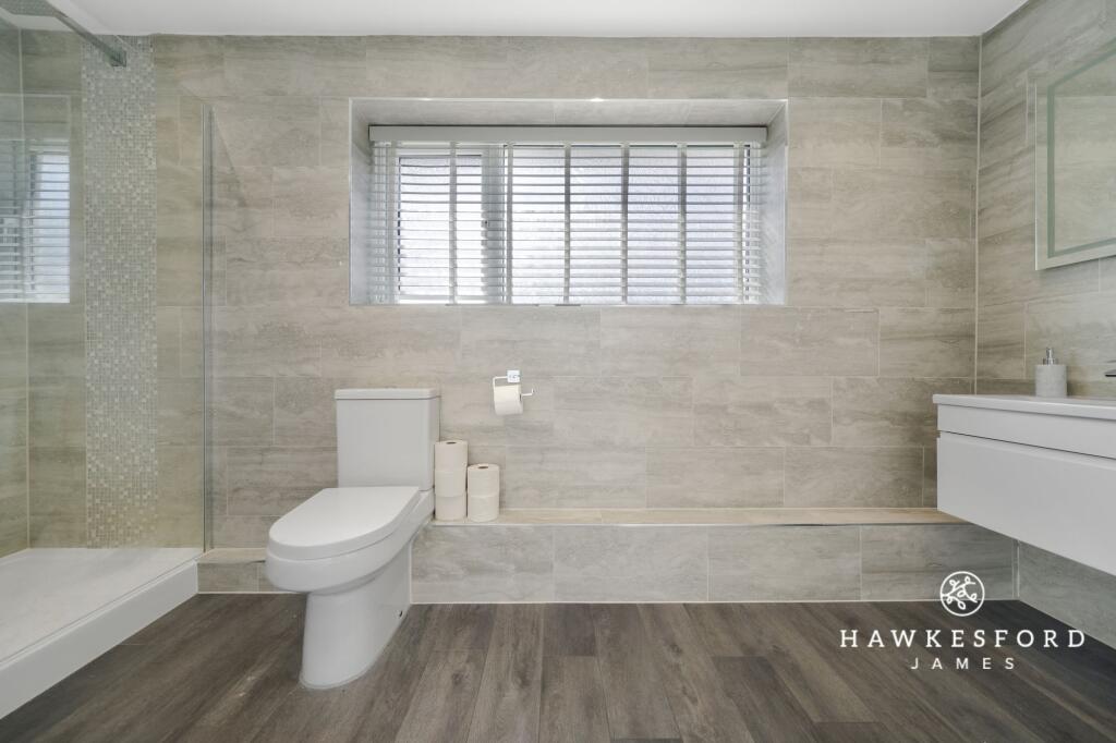 Hall Close, Sittingbourne - En suite