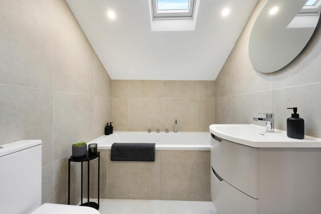 Master Ensuite