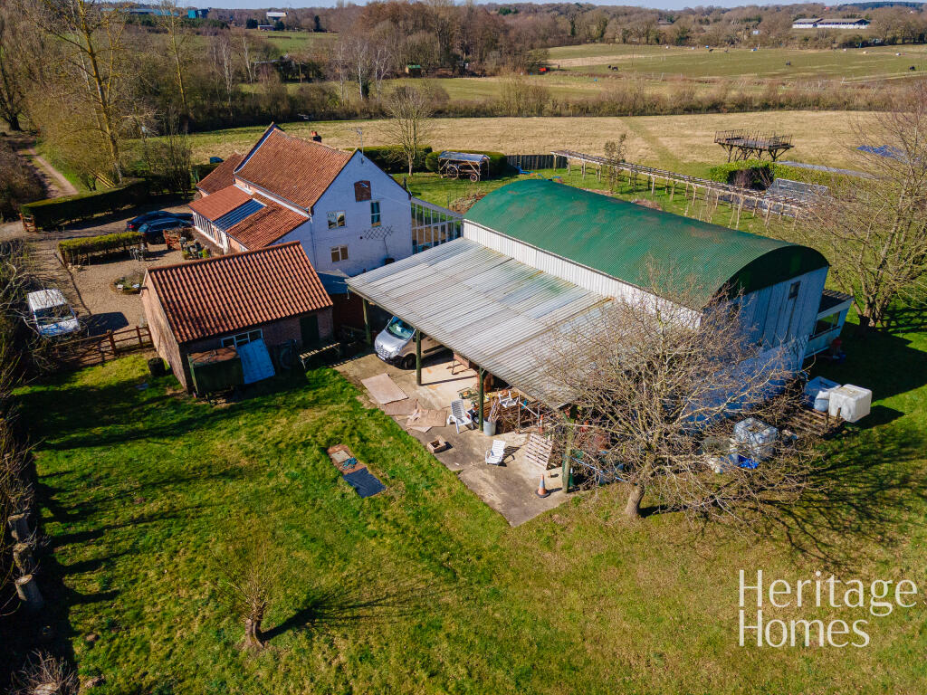 DanPropertyArielPhotography-ParkFarmBarn-TP00783-3