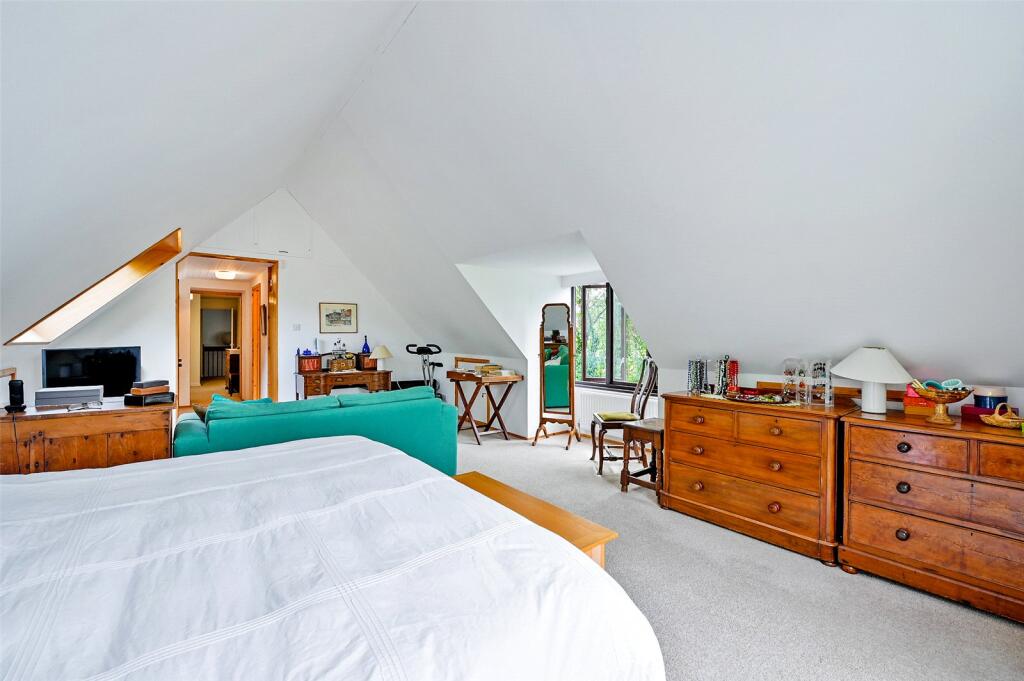 Principal Bedroom