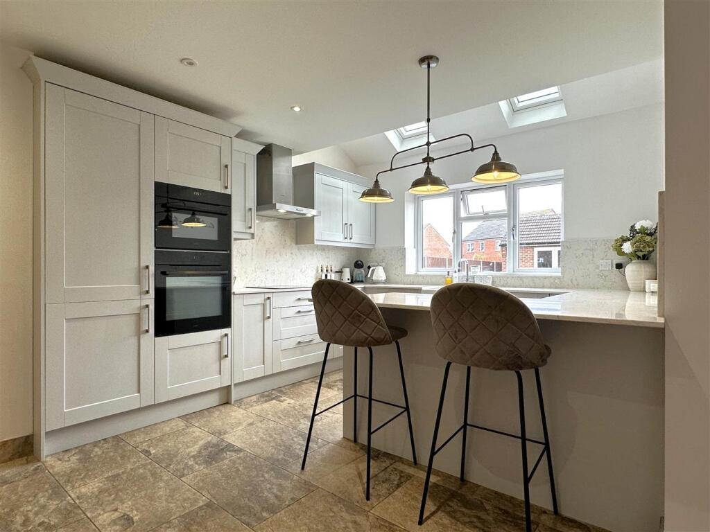 Superb Dining Kitchen 222