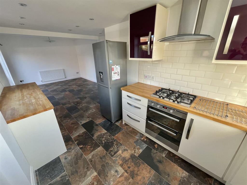 Open Plan Dining Kitchen Aspect 5